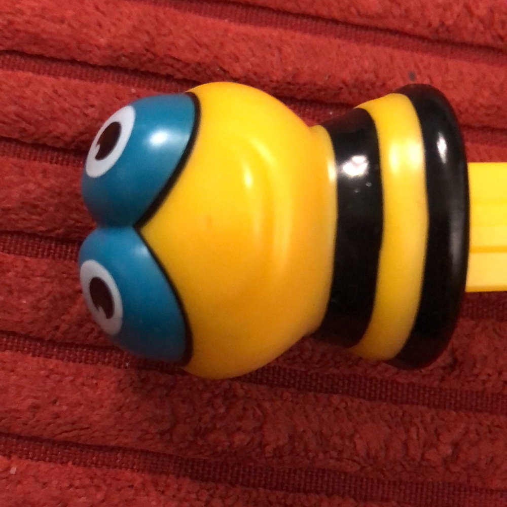 Pez Dispensers, Monsters, Black Bat and Feet Bug. - Picture 7 of 9